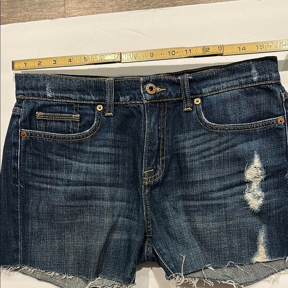 Lucky Brand Women's Distressed Denim Shorts cut off blue jeans size 4/27 - Picture 4 of 8